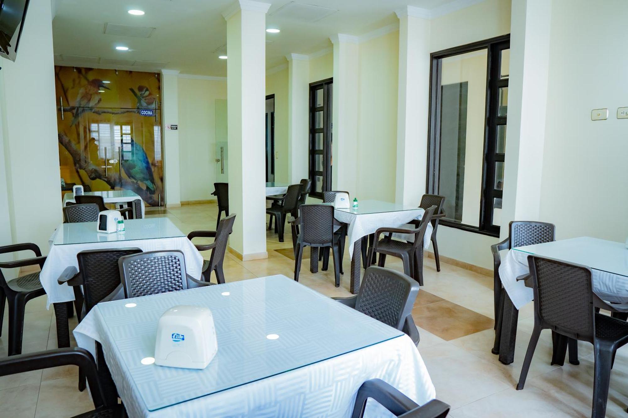 Kalina Hotel Girardot Exterior foto