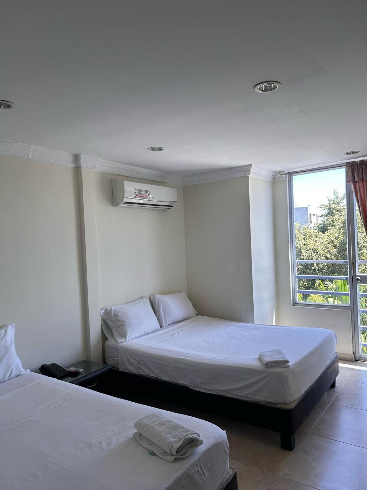 Kalina Hotel Girardot Exterior foto